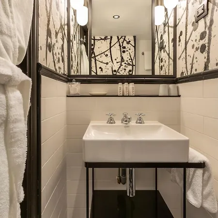 Therese Hotel 4*