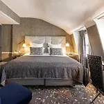 Hotel Therese Paris