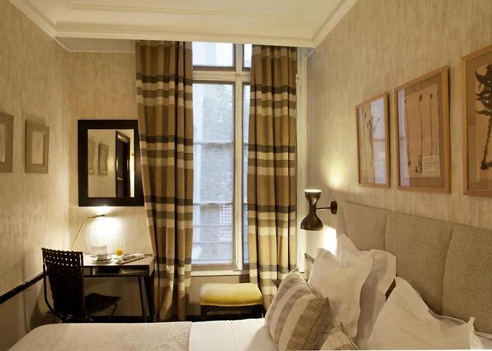 Therese Hotell Paris